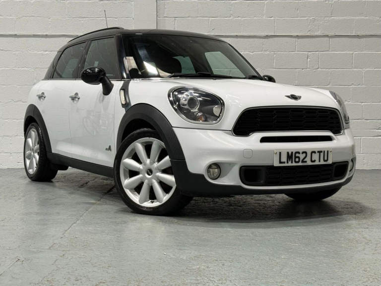 2012 MINI Countryman 2.0 Cooper SD SUV 5dr Diesel Auto ALL4 Euro 5 (143 ps) PANORAMIC ROOF-CHILI ...