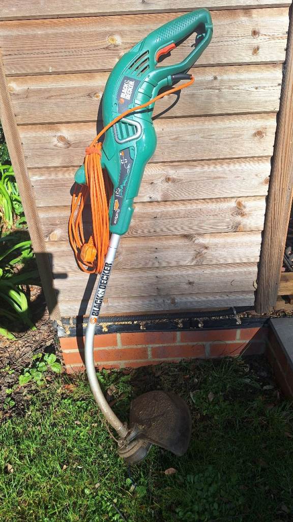 Black & Decker Strimmer