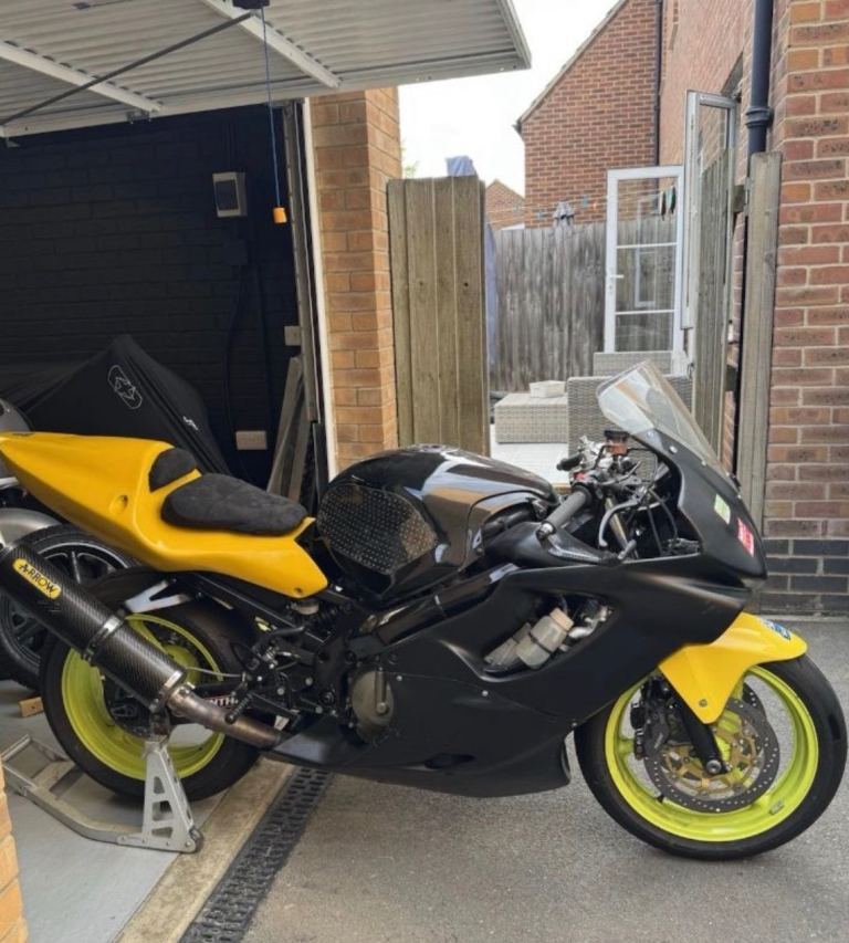 Honda CBR600 FI Trackbike