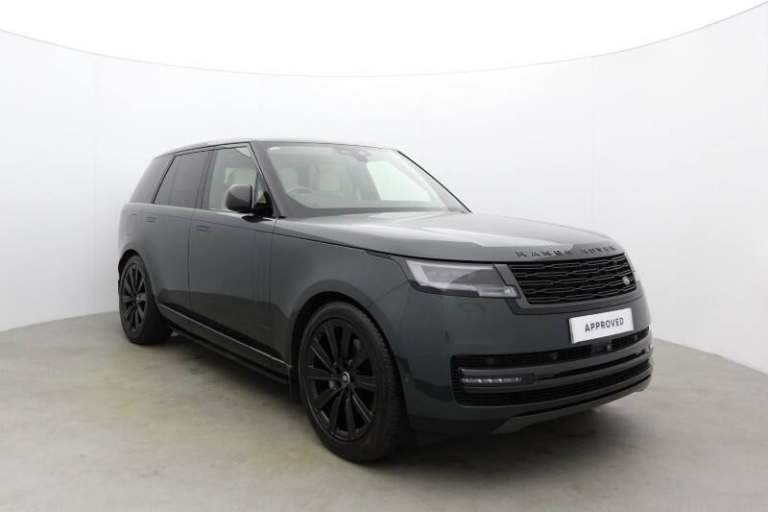 LAND ROVER RANGE ROVER 3.0 P400 SE 4dr Auto