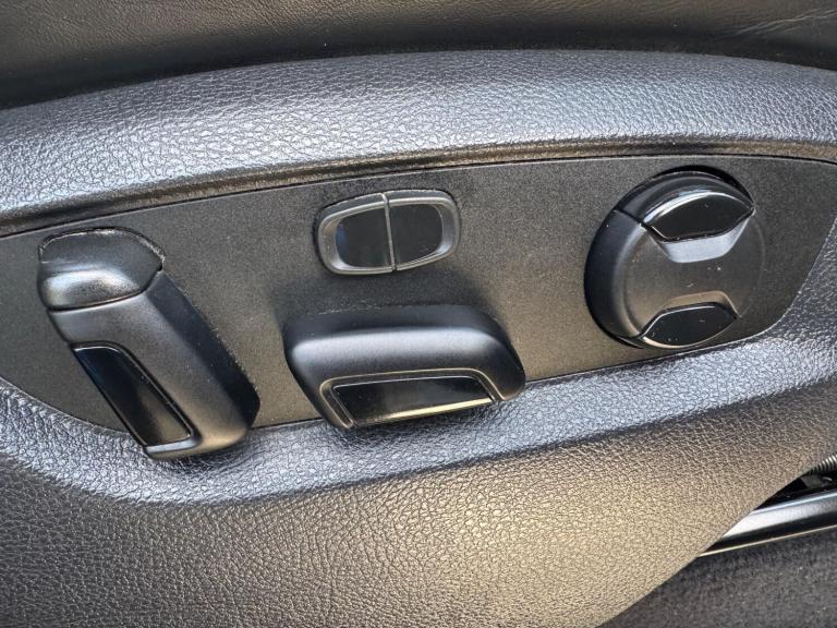 2015 Volkswagen Touareg 3.0 V6 TDI BlueMotion Tech 262 R-Line 5dr Tip Auto ESTATE DIESEL Automatic