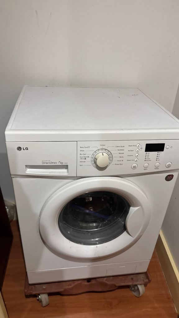 LG Washer Machine Good Condition 14 months old only used for 8 months 
