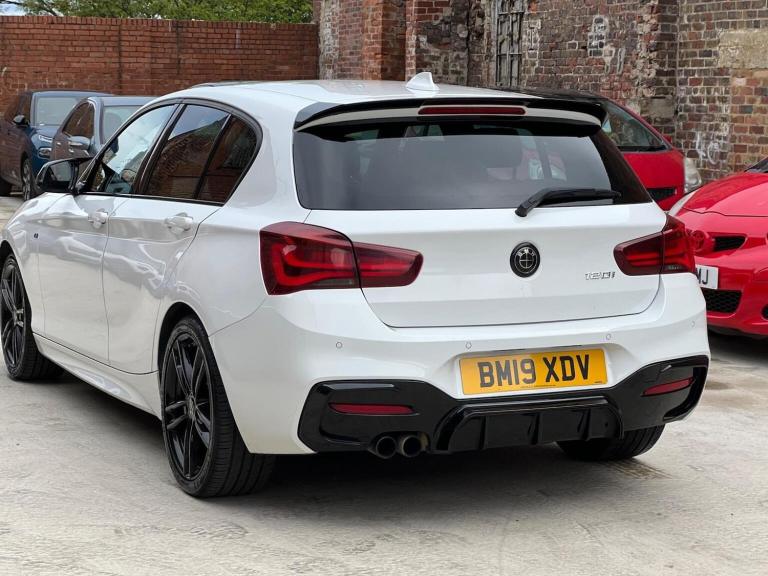 BMW 1 SERIES 2.0 120i GPF M Sport Shadow Edition Auto Euro 6 (s/s) 5dr 2019