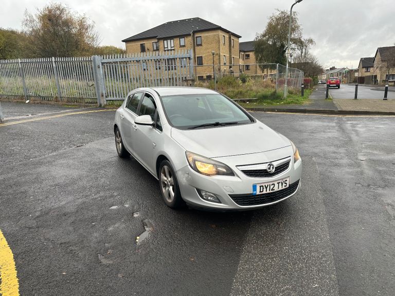 Vauxhall, ASTRA, Hatchback, 2012, Manual, 1956 (cc), 5 doors