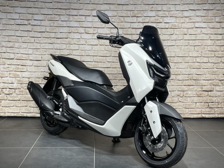 YAMAHA NMAX 125 IN MILKY WHITE - LAST ONE UNTIL FEB 2026  BE QUICK !