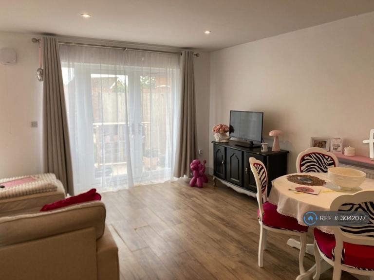 2 bedroom house in Blackburn Court, Lincoln, LN4 (2 bed) (#3042077)