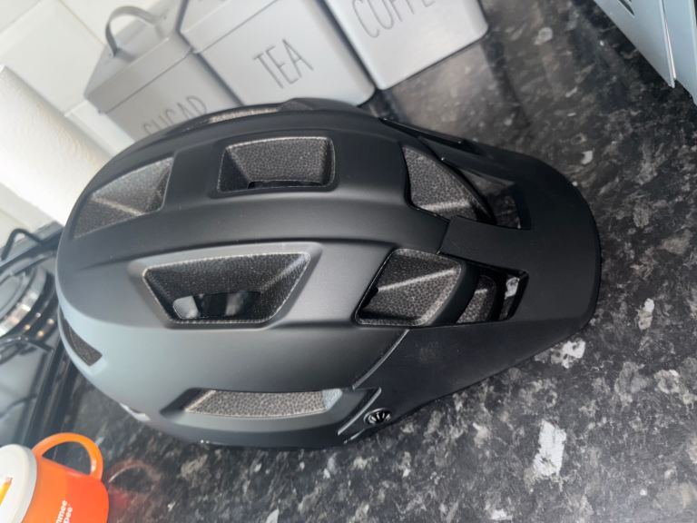 Men’s trail bike helmet 