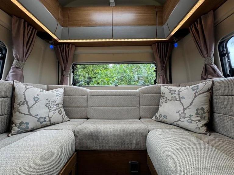 FIAT DUCATO AUTOTRAIL V-line 610 Sport Motorhome 35 C/C MULTIJET II Grey Manual