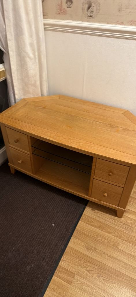 Oak tv unit