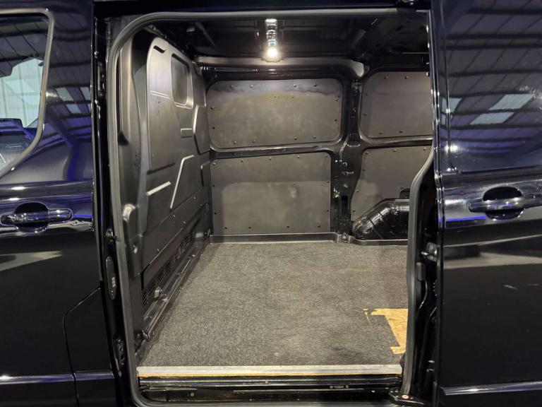 2022 Ford Transit Custom 2.0 Transit Custom 300 Limited EcoBlue 5dr Panel Van Diesel Manual