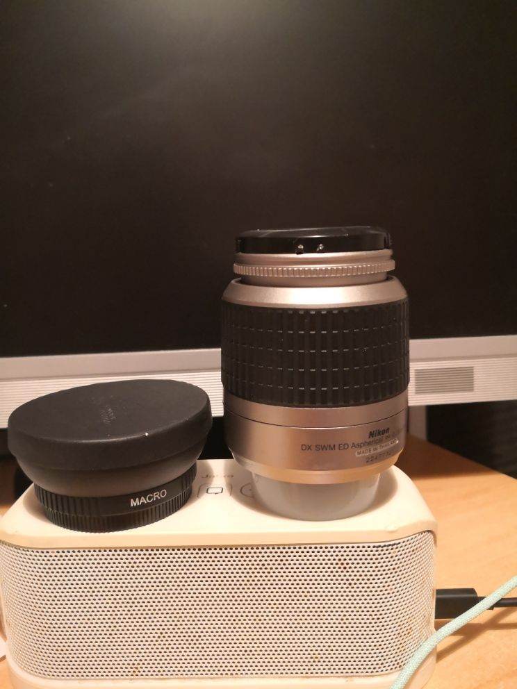 Nikon AF-S 18-55 WITH DIGITAL ADVANCE WIDE ANGLE/MACRO LENS
