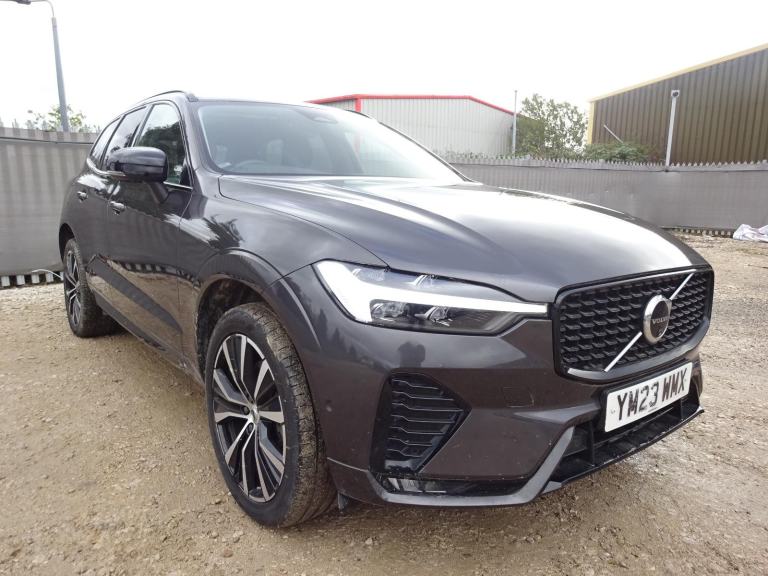 2023 23 REG VOLVO XC60 + B4 AWD DIESEL AUTO DAMAGED REPAIRABLE SALVAGE