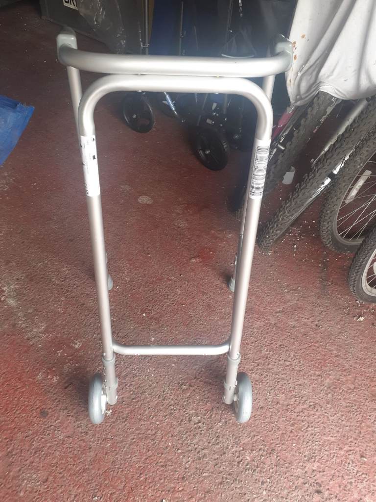 Walking frame