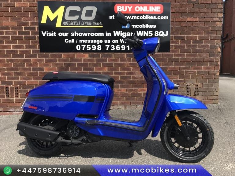 Lambretta V125 Special