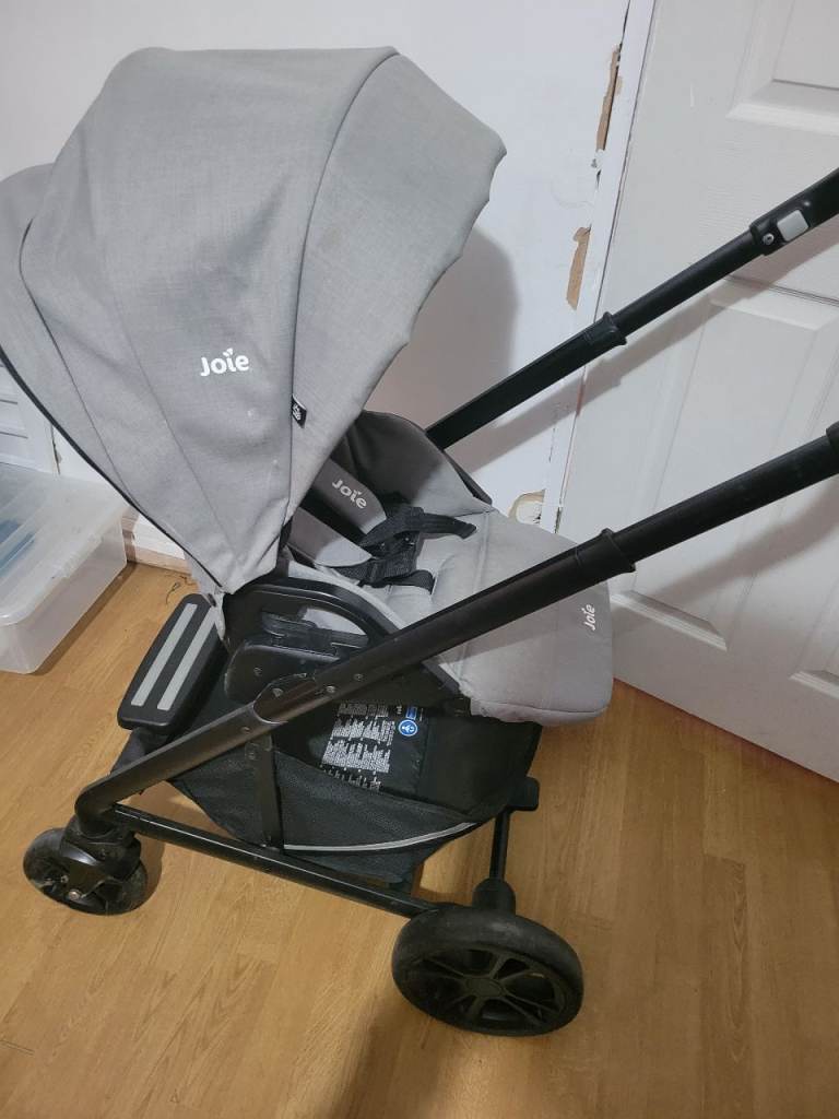 Pram and push chair
