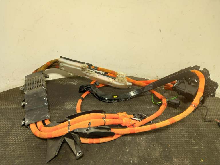 Volvo Xc40 Battery Charge Charging Cable Ev Hybrid 2023 32324387