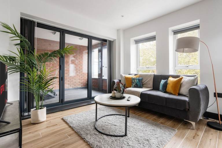 SHORT TERM LET IN NORTH FINCHLEY