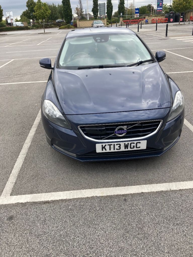 Volvo, V40, Hatchback, 2013, Manual, 1984 (cc), 5 doors
