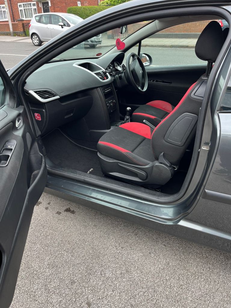 Peugeot, 207, Hatchback, 2010, Manual, 1360 (cc), 3 doors
