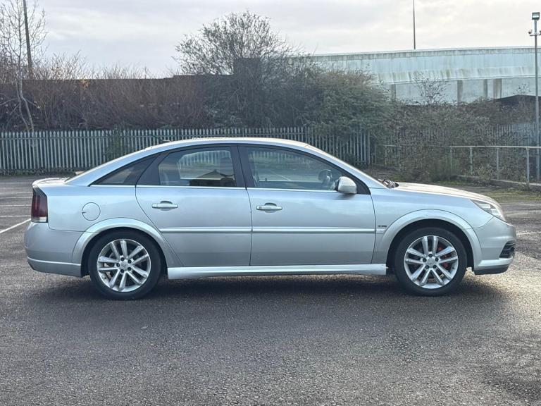 2007 Vauxhall Vectra 1.9 CDTi 16v SRi 5dr HATCHBACK Diesel Manual