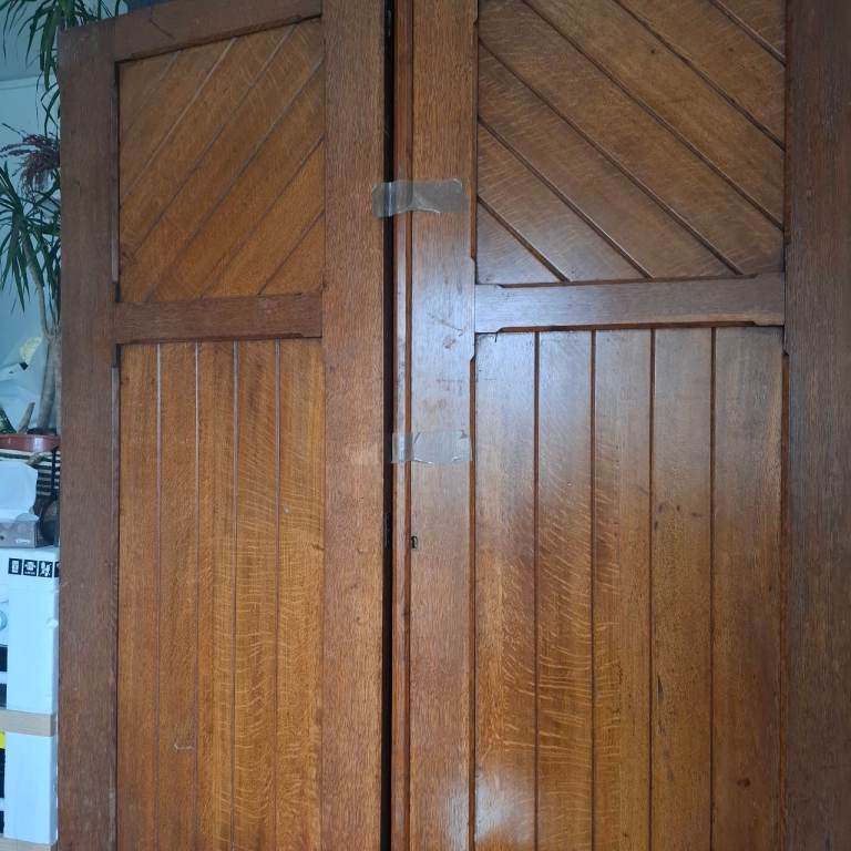 Old oak wardrobe 