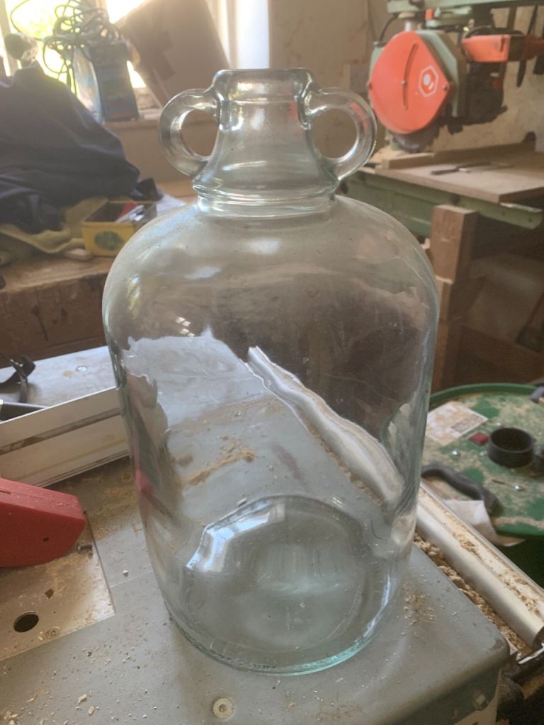 Glass demijohn