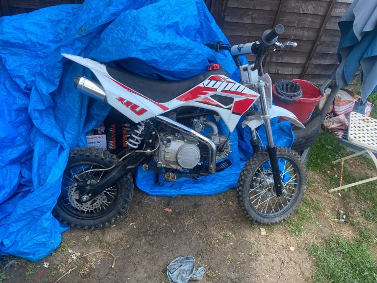 Pit bike 