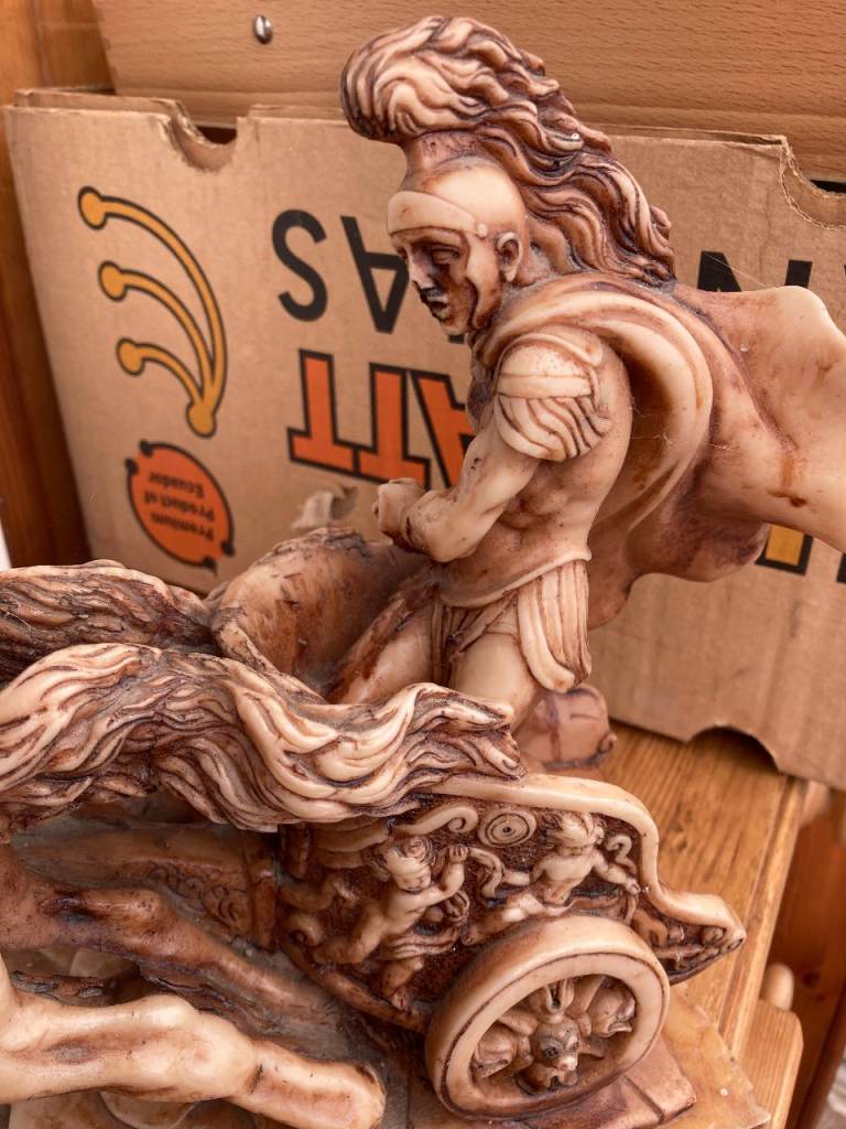 SIGNED LORENZO TONY ROMAN CHARIOT ALABASTER COMPOSITE STATUE