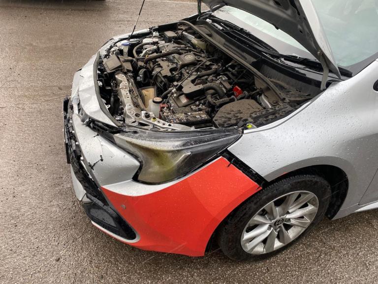 2024 74 REG TOYOTA COROLLA ICON 1.8 HYBRID ELECTRIC DAMAGED SALVAGE 