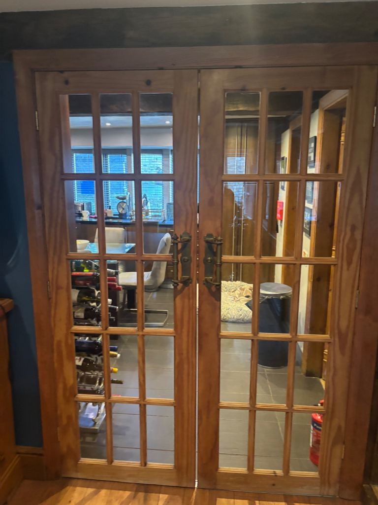 Solid wood swing doors 