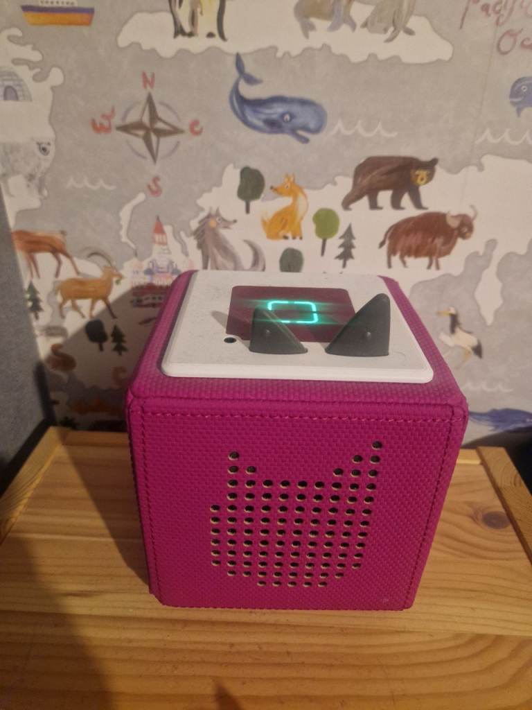 Purple toniebox 