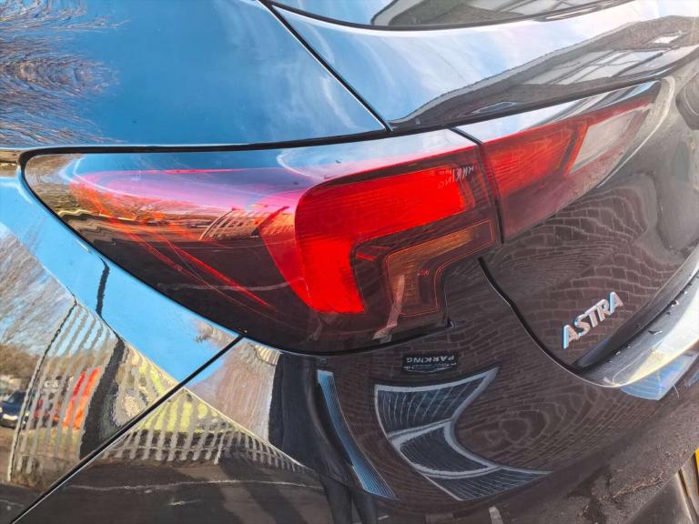 2017 Vauxhall Astra 1.4 Astra Elite Nav T 5dr - Full Service History - High Spec! Hatchback Petro...