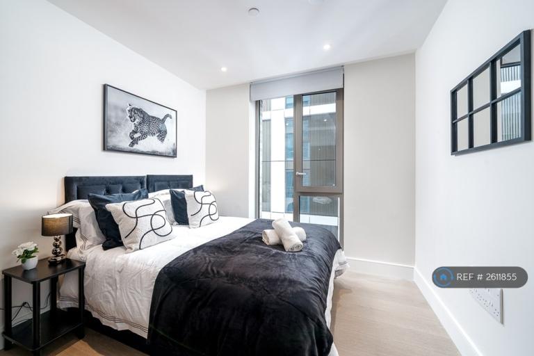 2 bedroom flat in Salisbury House, London, SW11 (2 bed) (#2611855)