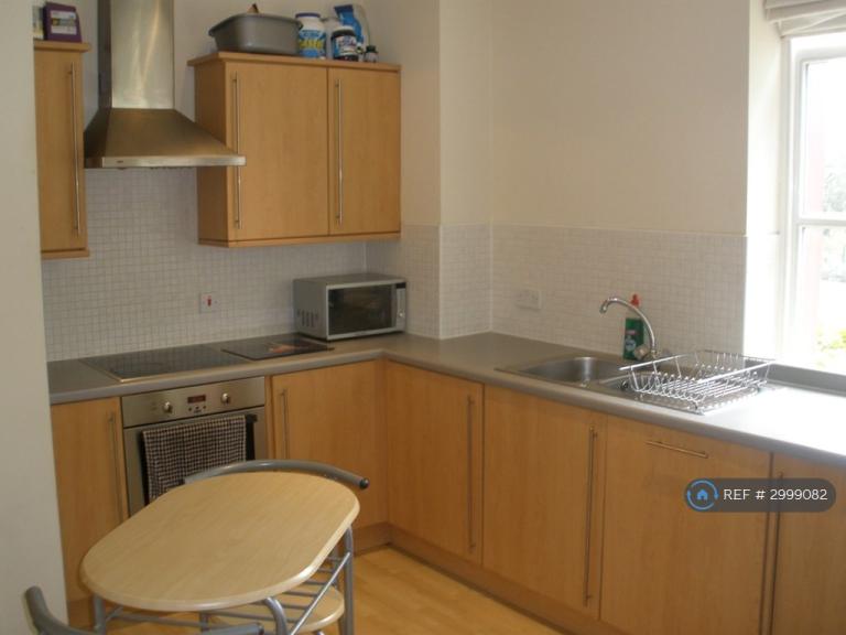 2 bedroom flat in Nightingale House, Nottingham, NG3 (2 bed) (#2999082)