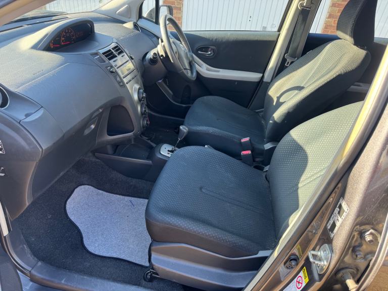 2010 Toyota Yaris 1.33 VVT-i TR 5dr MMT [6] HATCHBACK Petrol Automatic