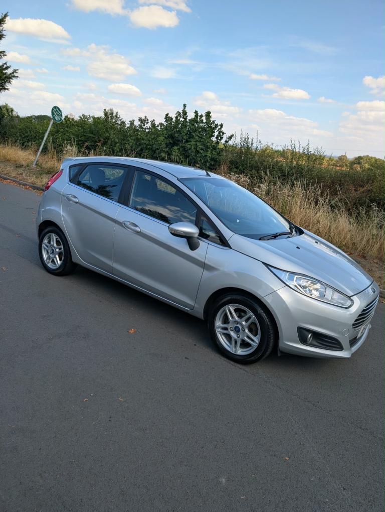 Ford, FIESTA, Hatchback, 2013, Manual, 1498 (cc), 5 doors