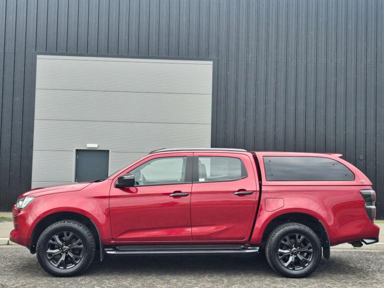 2023 Isuzu D-Max 1.9 D-Max V-Cross Auto 4WD 4dr Pickup Diesel Automatic