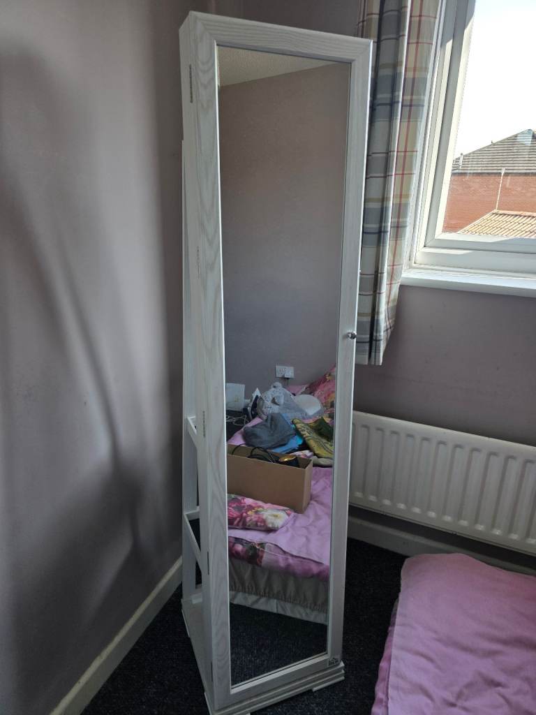 Free standing jewellery mirror swivel cabinet