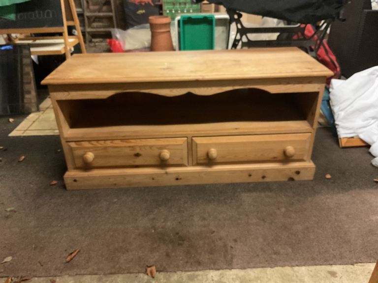 Television unit with storage 