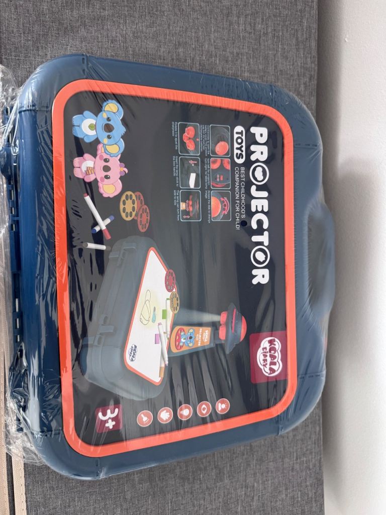 Projector toys 