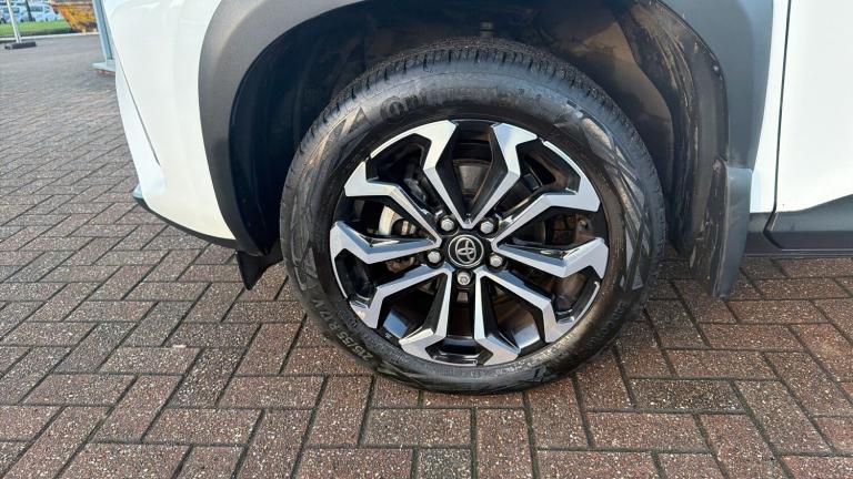 2022 Toyota Yaris Cross 1.5 Hybrid Design 5dr CVT Hybrid Estate Estate Hybrid Automatic