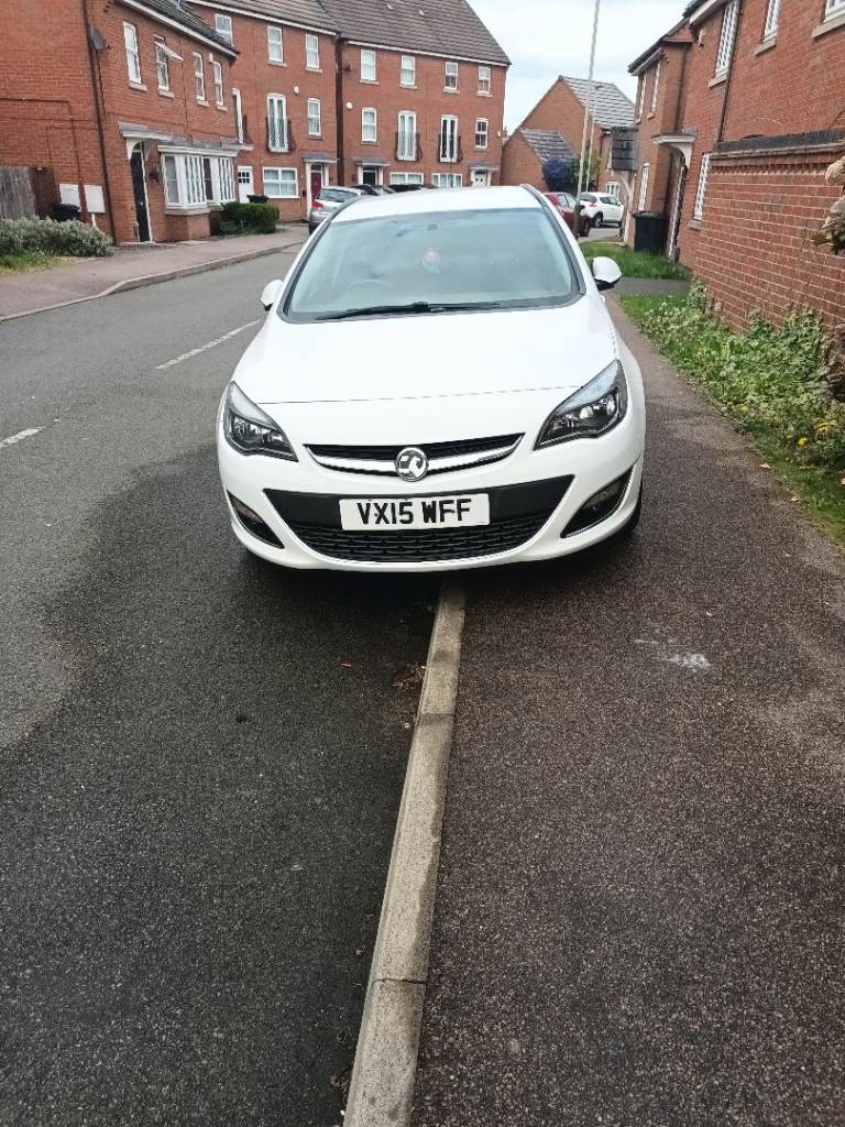 Vauxhall, ASTRA, Estate, 2015, Manual, 1598 (cc), 5 doors