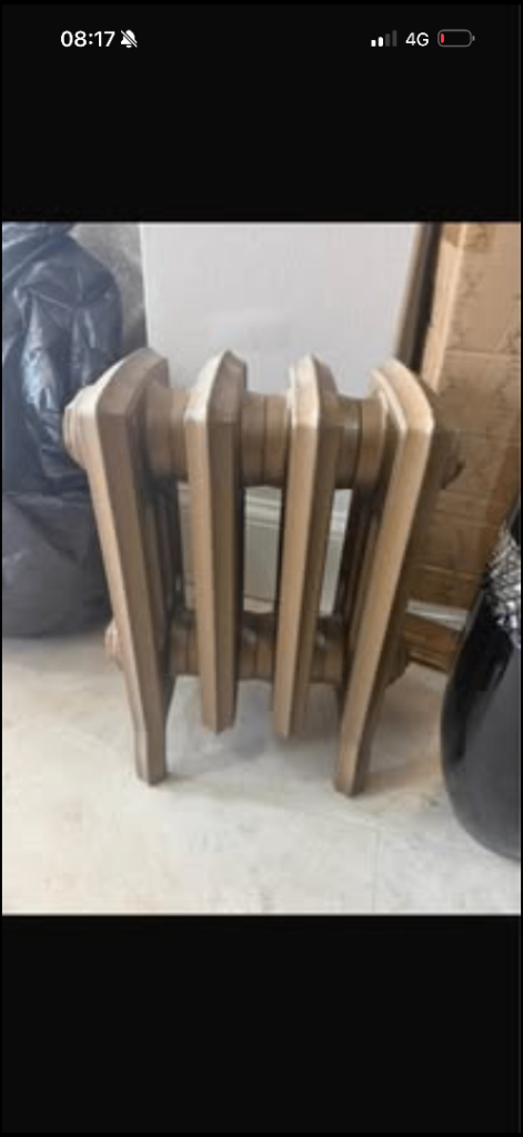 Bronze 4-column, traditional cast-iron radiator with integrated feet