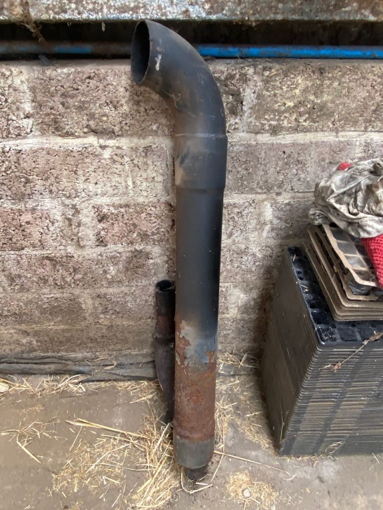 Tractor big Exhaust pipe..   (Range Rover pressure rail sensor brand new never used still in box.