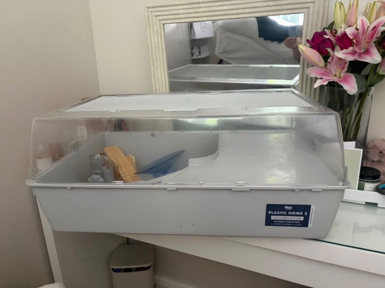 hamster cage and bundle 