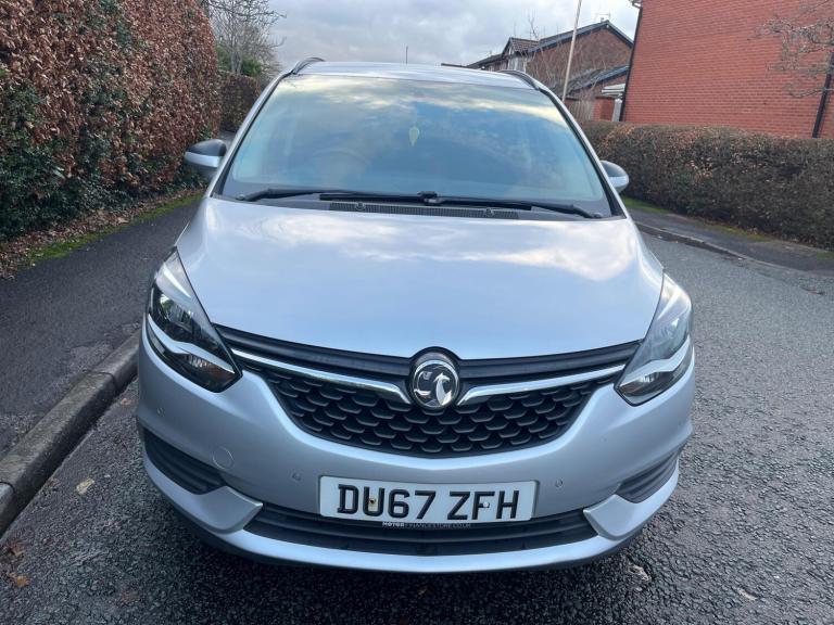 2017 Vauxhall Zafira Tourer 1.6 CDTi ecoTEC Design Euro 6 (s/s) 5dr MPV Diesel Manual