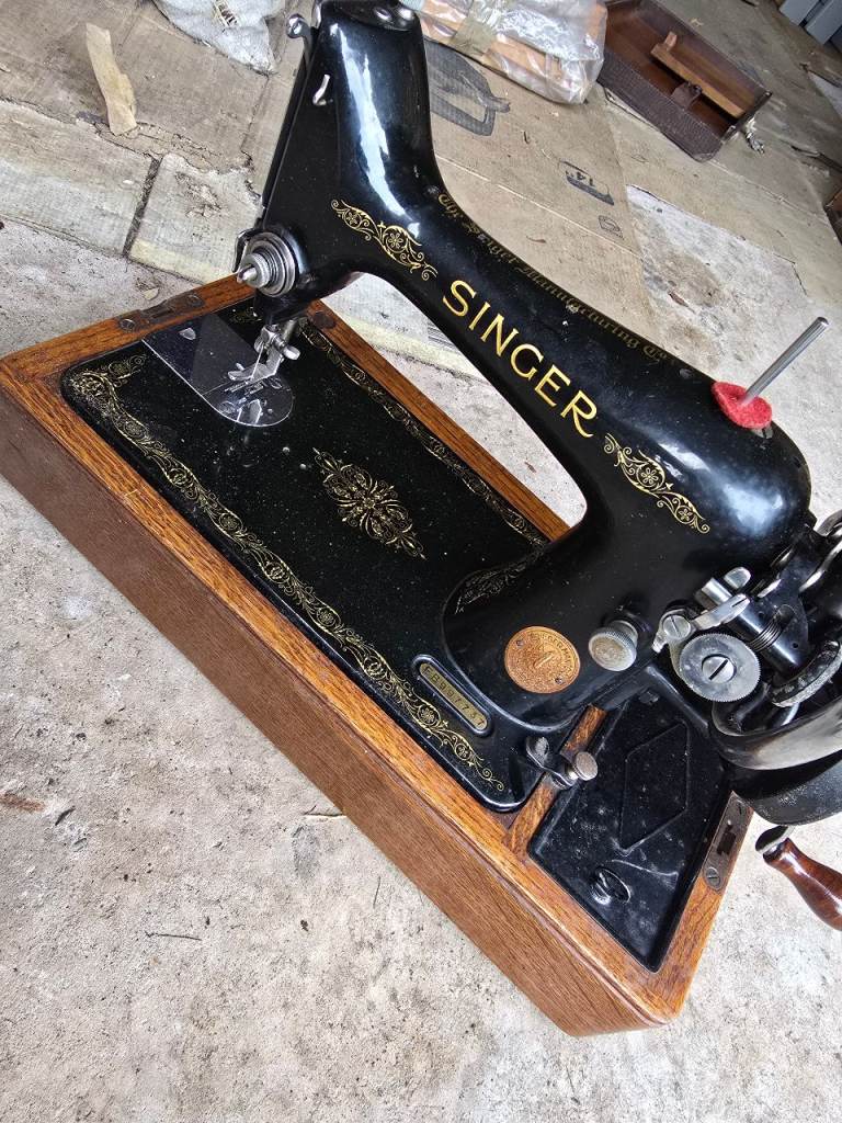 Antique Singer Model 66 Sewing Machine Treadle Cabinet + Accessories & Manual