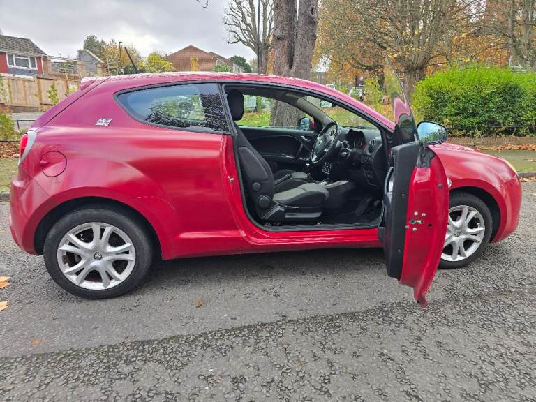 Alfa Romeo, MITO, Hatchback, 2011, Manual, 1368 (cc), 3 doors
