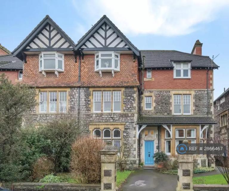 2 bedroom flat in Downleaze, Stoke Bishop, Bristol, BS9 (2 bed) (#2866467)