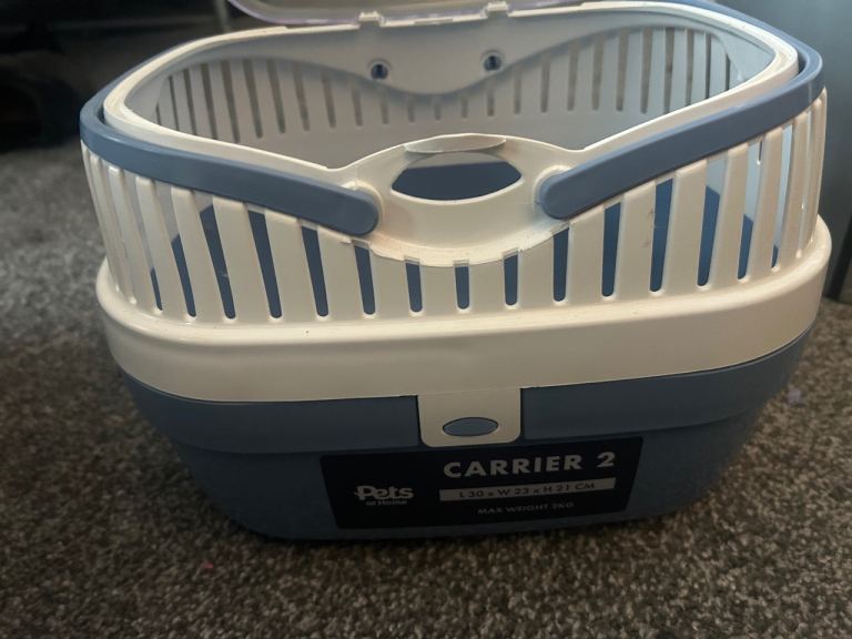 Pets at home carrier